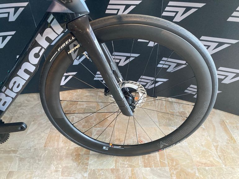 Bianchi Oltre Pro 2023 usata — dettaglio