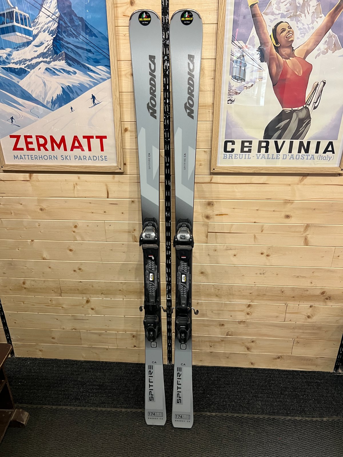 Nordica Spitfire CA Grey — raggio 16m, waist 71mm