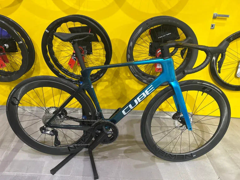 Cube Agree C:62, Race — gruppo Shimano Ultegra Di2, taglia 56