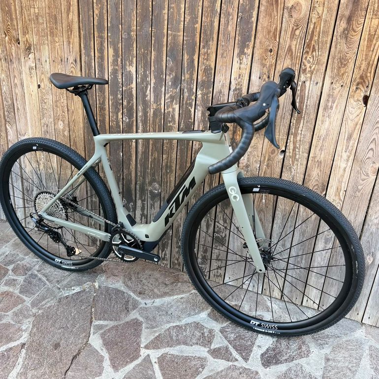 KTM Macina Gravelator Sx Elite 2026 — Bici usata