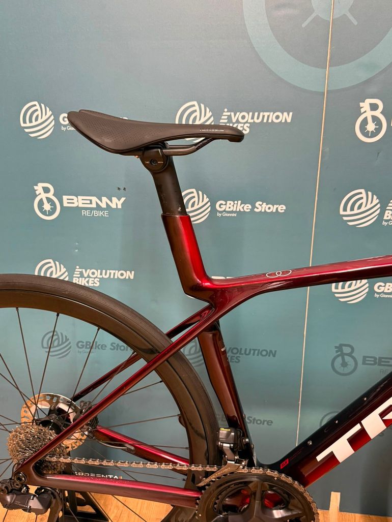 Trek Madone Slr 7 Gen 8 2025 usata — dettaglio