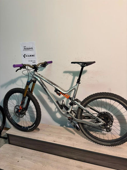 Commencal Meta Am V4.2 New Zealand — gruppo SRAM GX Eagle, taglia L