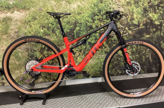 BMC Fourstroke Amp Lt Two Usa 2023 usata — vista laterale