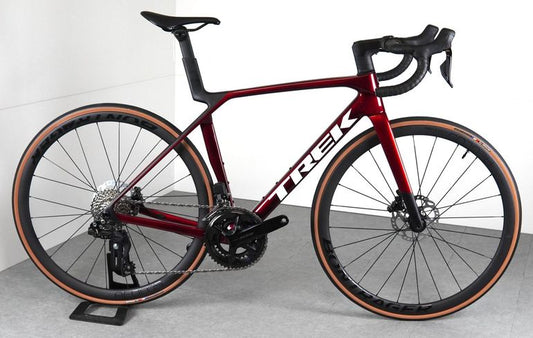 Trek Madone Sl 6 Gen 8 2025 usata — vista laterale