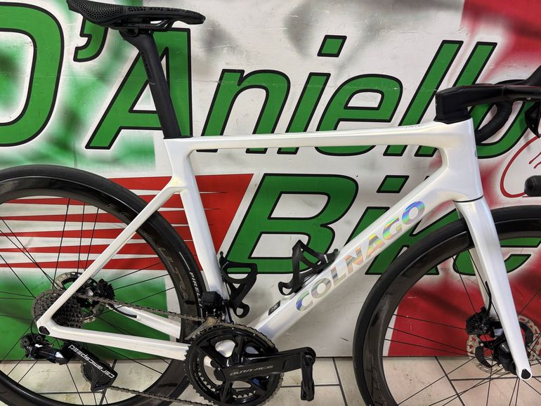 Colnago V4rs 2026 usata — vista laterale