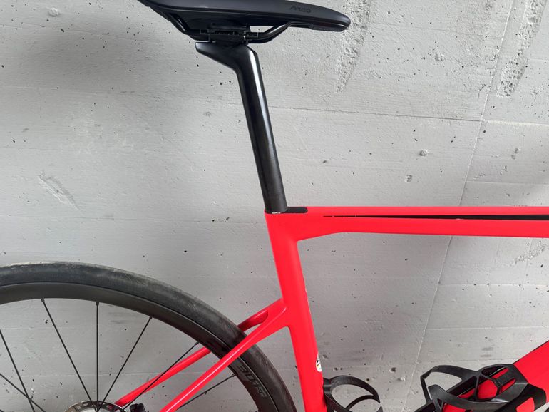BMC Teammachine SLR Five 2022 — Bici usata