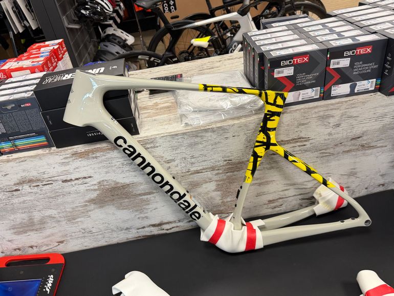 Cannondale Supersix Evo 2027 usata — dettaglio