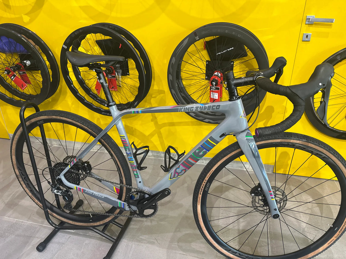 Cinelli King Zydeco - Rival 1x Axs Xplr 2024 usata — vista laterale