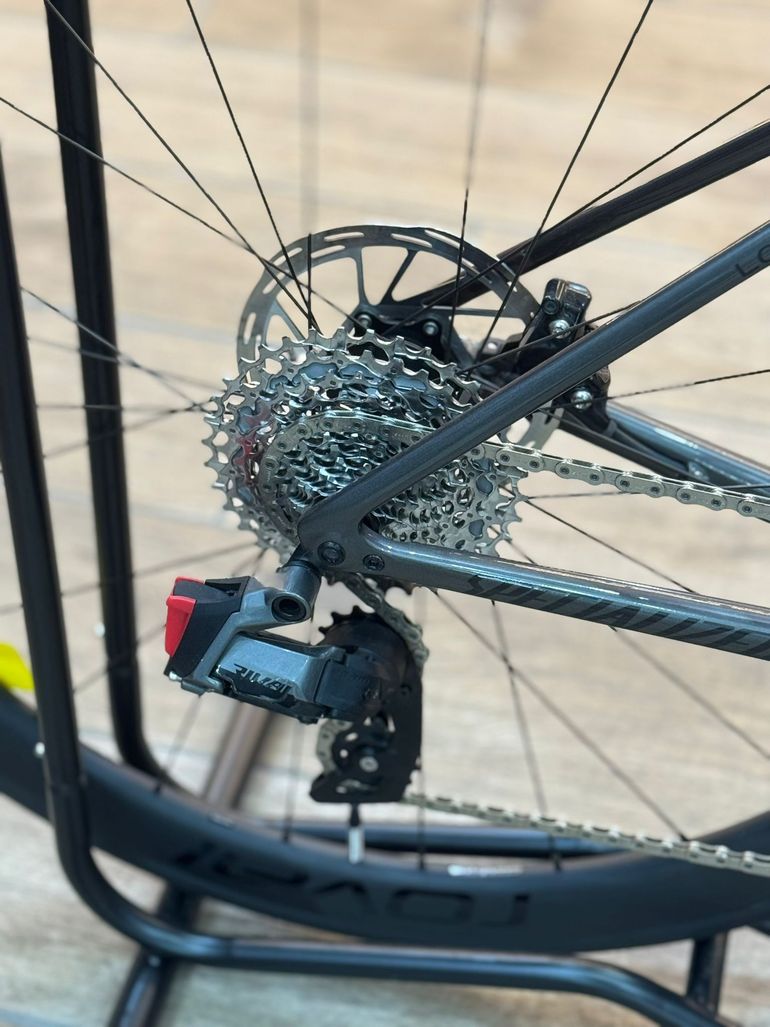 Specialized Tarmac Sl8 Expert — gruppo Sram Rival eTap AXS, taglia 56