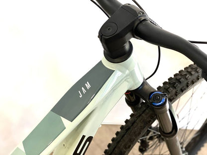 Focus Jam 6.8 — gruppo SRAM NX Eagle, taglia L