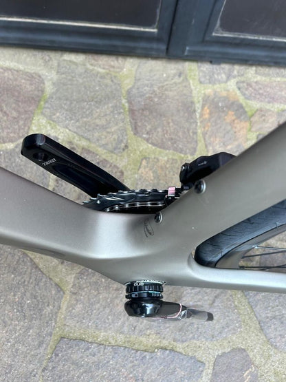 Pinarello Dogma F — gruppo SRAM Rival eTap AXS, taglia 50