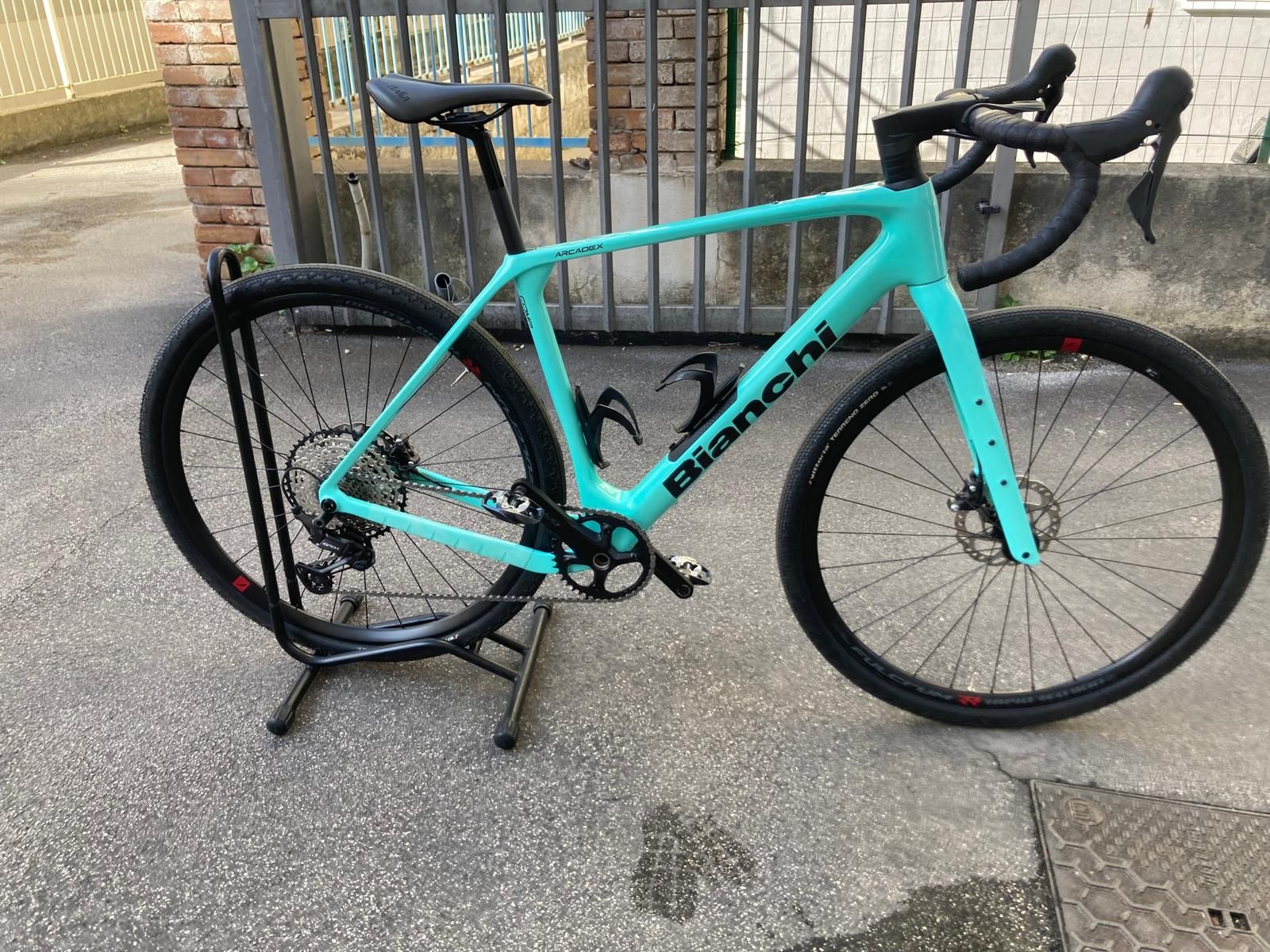 Bianchi Arcadex Comp 610/822 2024 usata — vista laterale