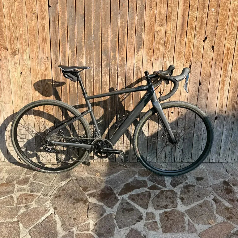 Cannondale Topstone Neo Sl 2 2024 usata — vista laterale