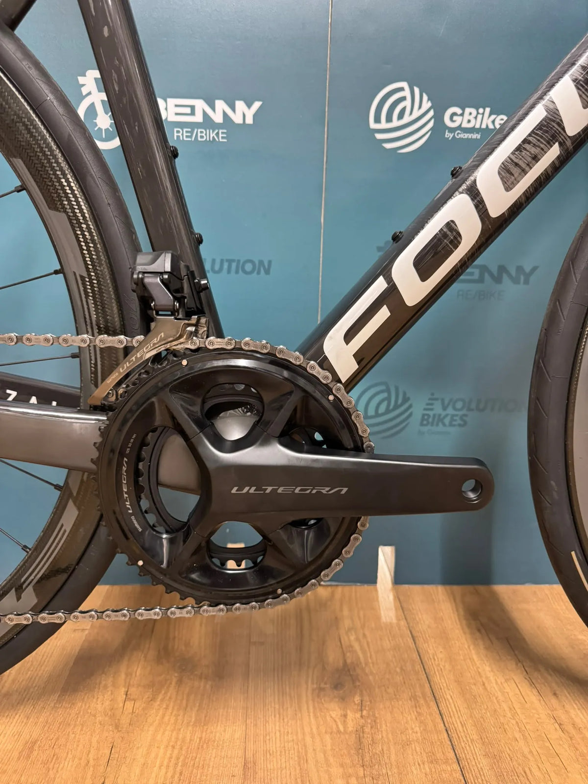 Focus Izalco Max 9.7 2025 — Bici usata