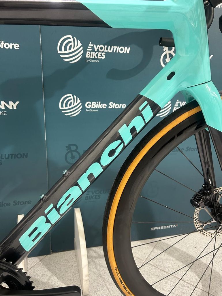 Bianchi Specialissima 2023 usata — dettaglio