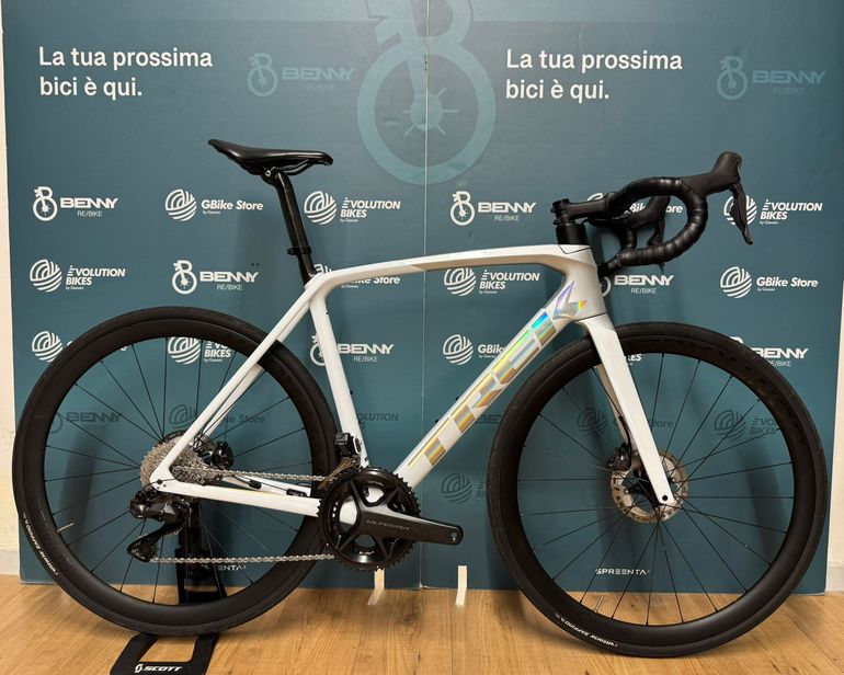 Trek Émonda Sl 7 2024 usata — vista laterale