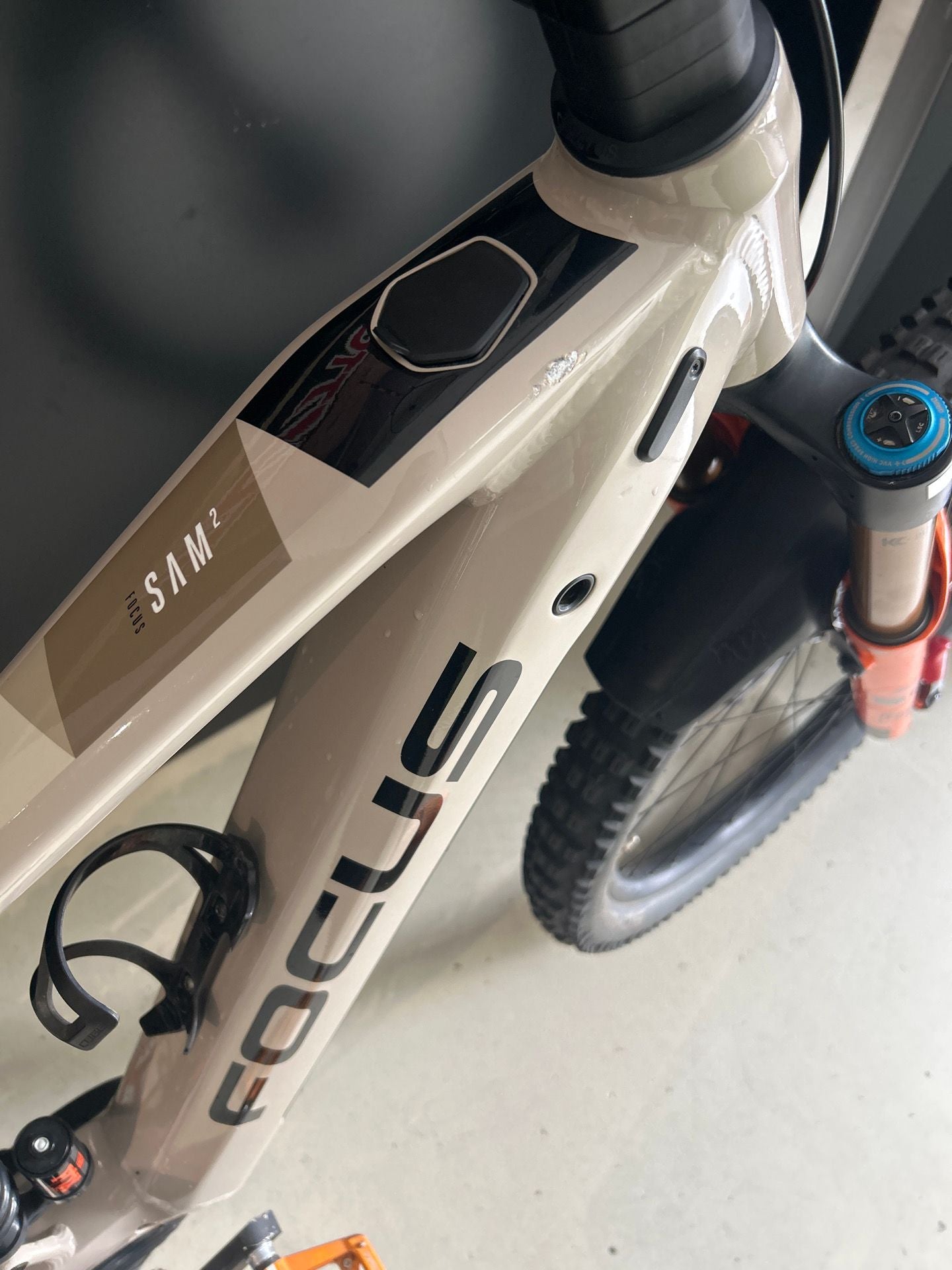 Focus Sam² 6.9 2022 — Bici usata