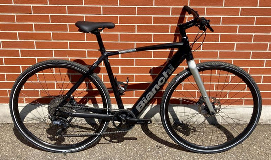 Bianchi Impulso E-Allroad 600 2023 usata — vista laterale