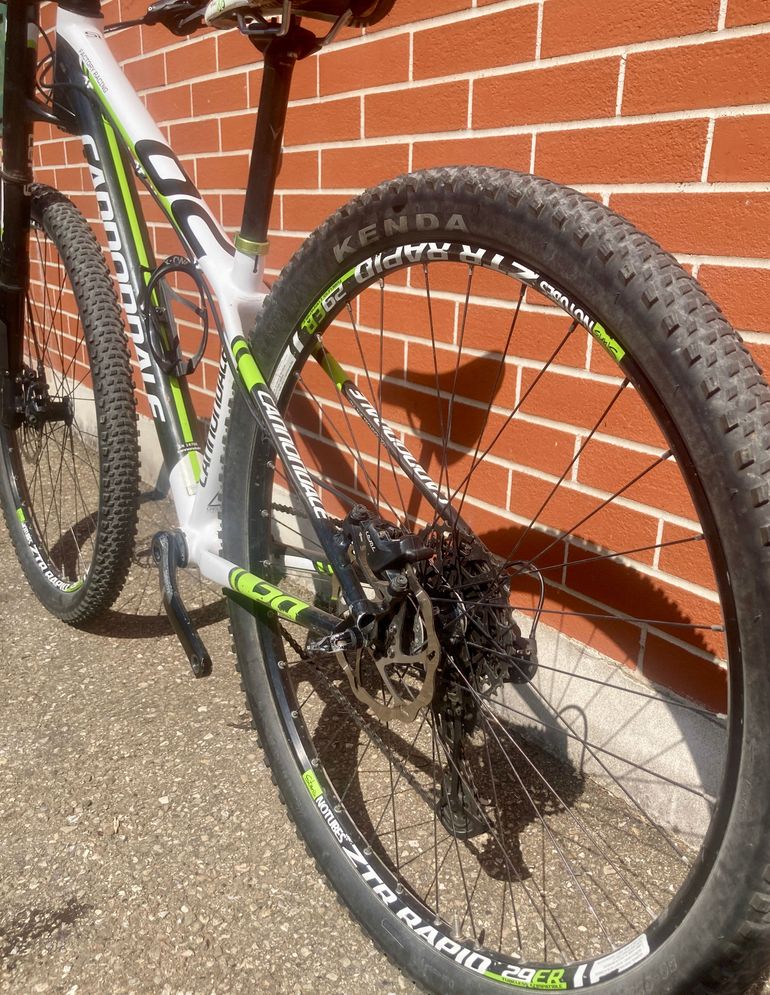 Cannondale F-Si Lefty Carbon 2015 usata — dettaglio