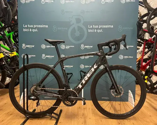Trek Domane+ Slr 7 2025 usata — vista laterale