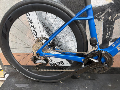 Pinarello X5 — gruppo Shimano 105 Di2, taglia 51