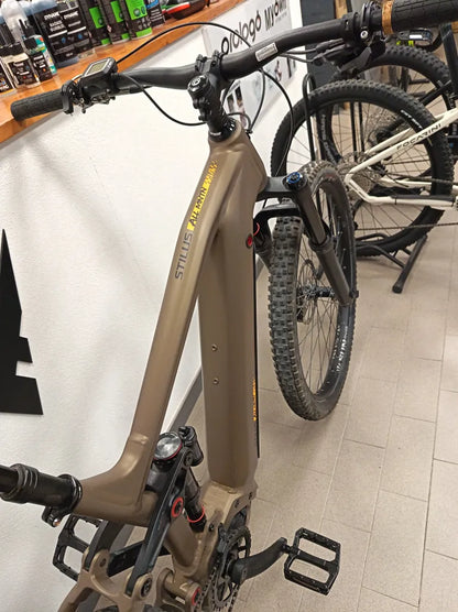 DECATHLON Stylus Almnt 2022 — Bici usata
