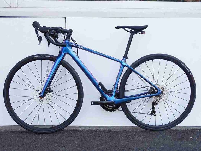 Cannondale Synapse Carbon 3 L — gruppo Shimano 105, taglia 54