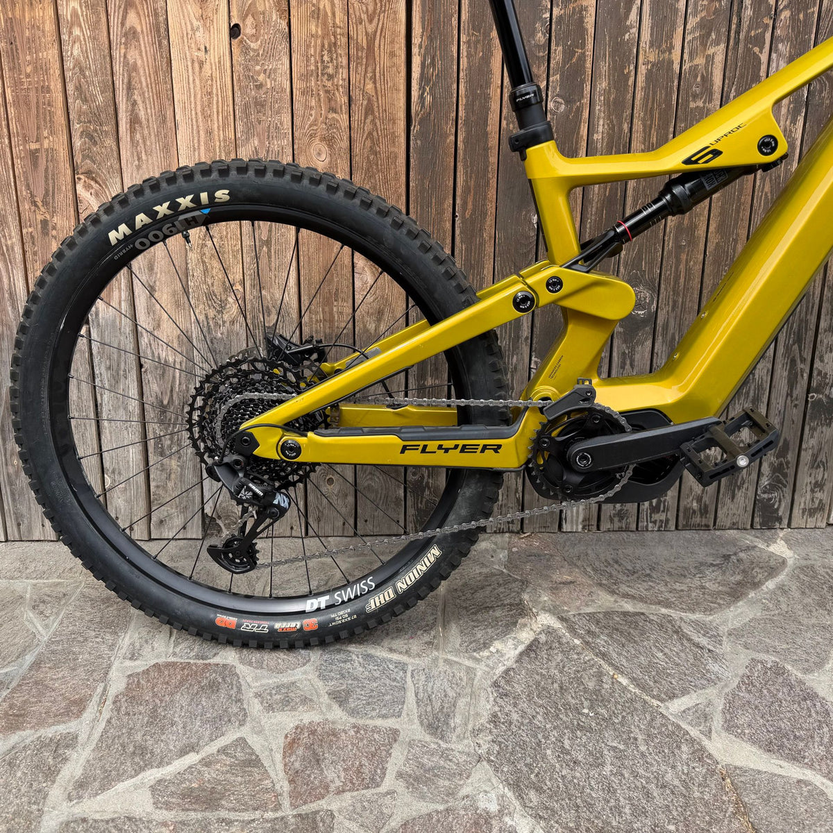 Flyer Uproc — gruppo SRAM NX Eagle, taglia M