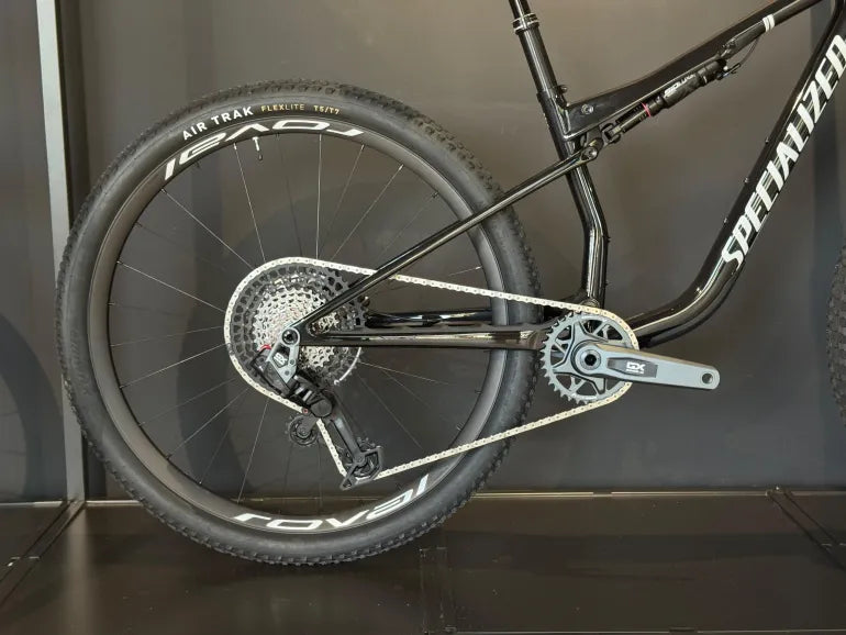 Specialized Epic 9 Expert 2027 — Bici usata