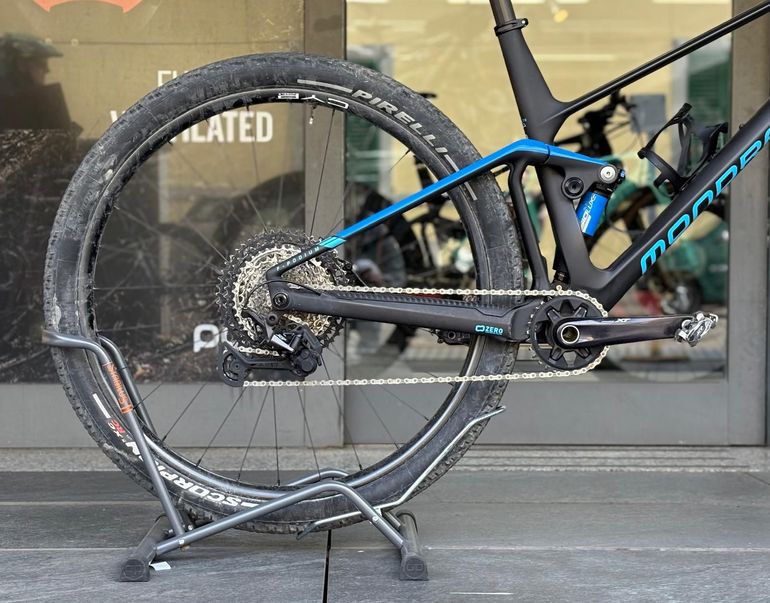 Mondraker F-Podium — telaio in Carbonio, Ottime condizioni