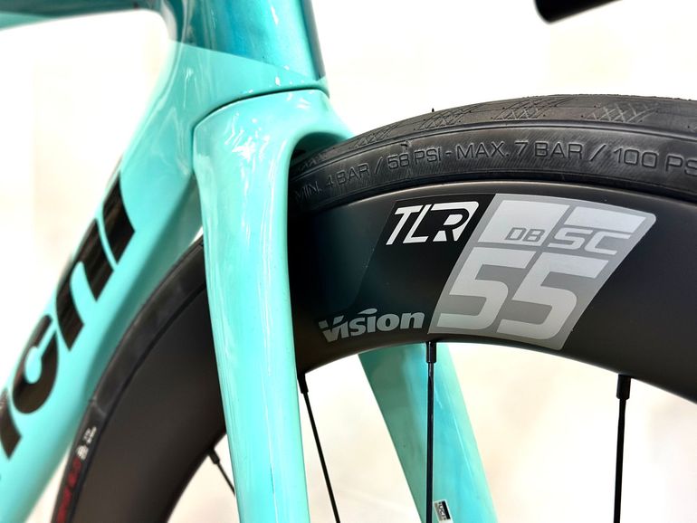 Bianchi Oltre Race 2025 usata — dettaglio