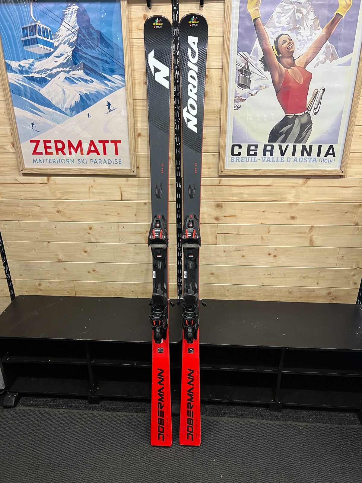 Nordica Dobermann GSR DC — raggio 19.5m, waist 69mm