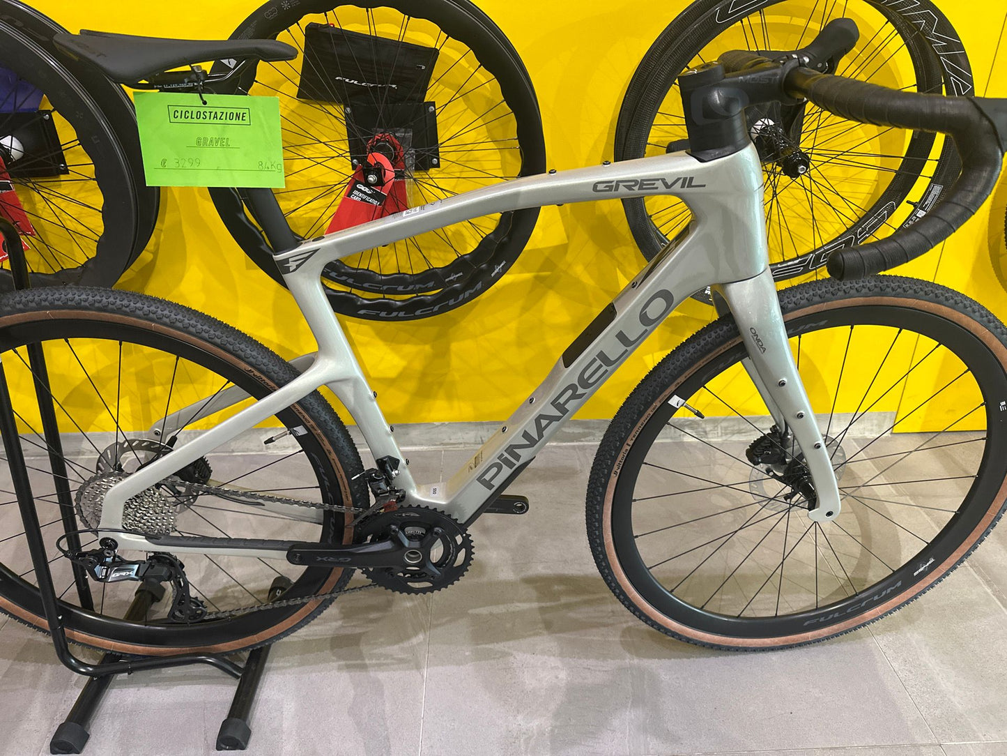 Pinarello Grevil F1 610 — gruppo Shimano GRX, taglia 55