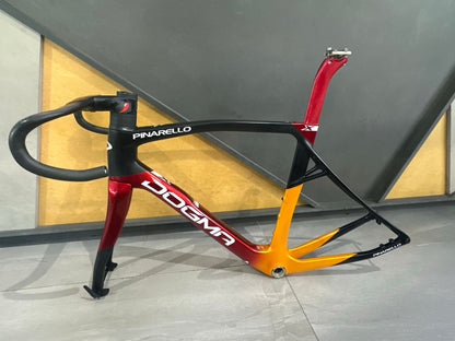 Pinarello Dogma X Dura Ace Di2 2025 — Bici usata