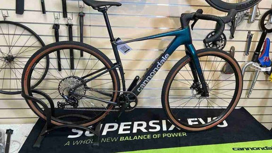 Cannondale Topstone 2025 usata — vista laterale