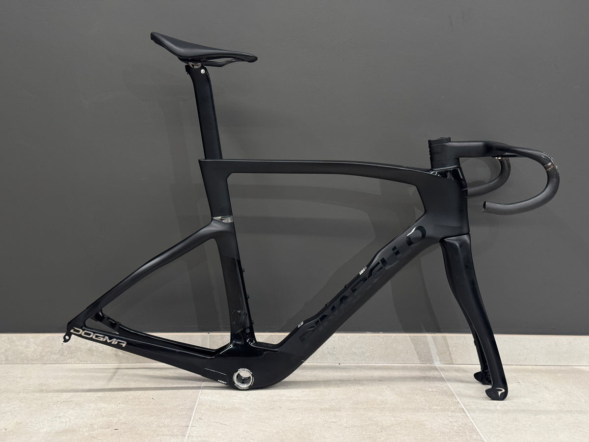 Pinarello Dogma F Mis 560 2026 usata — vista laterale