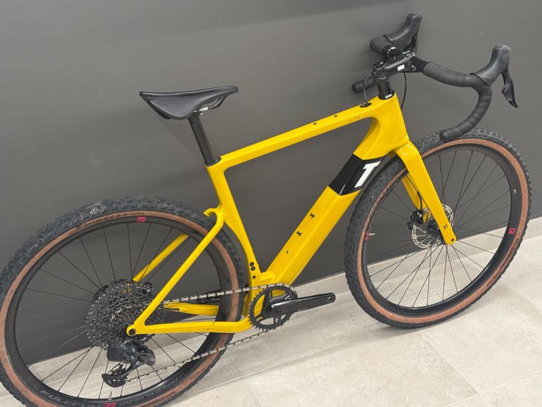 3T Ultra 2025 — Bici usata