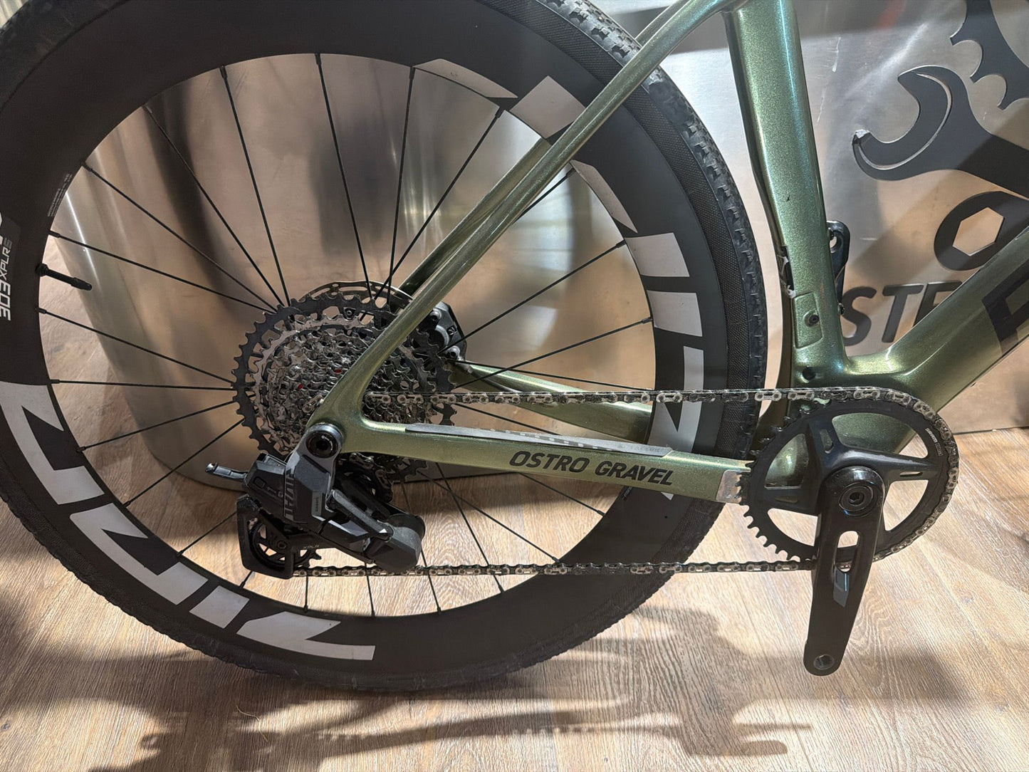 Factor Ostro — gruppo SRAM Rival eTap AXS, taglia 56