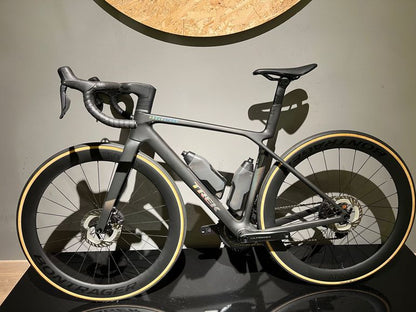 Trek Madone Slr 7 Gen 8 2025 usata — dettaglio