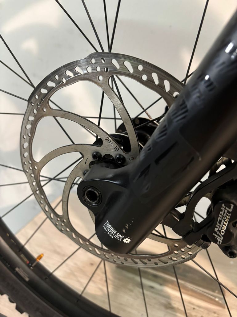 Giant Trance E+ 3 Pro 2020 usata — dettaglio