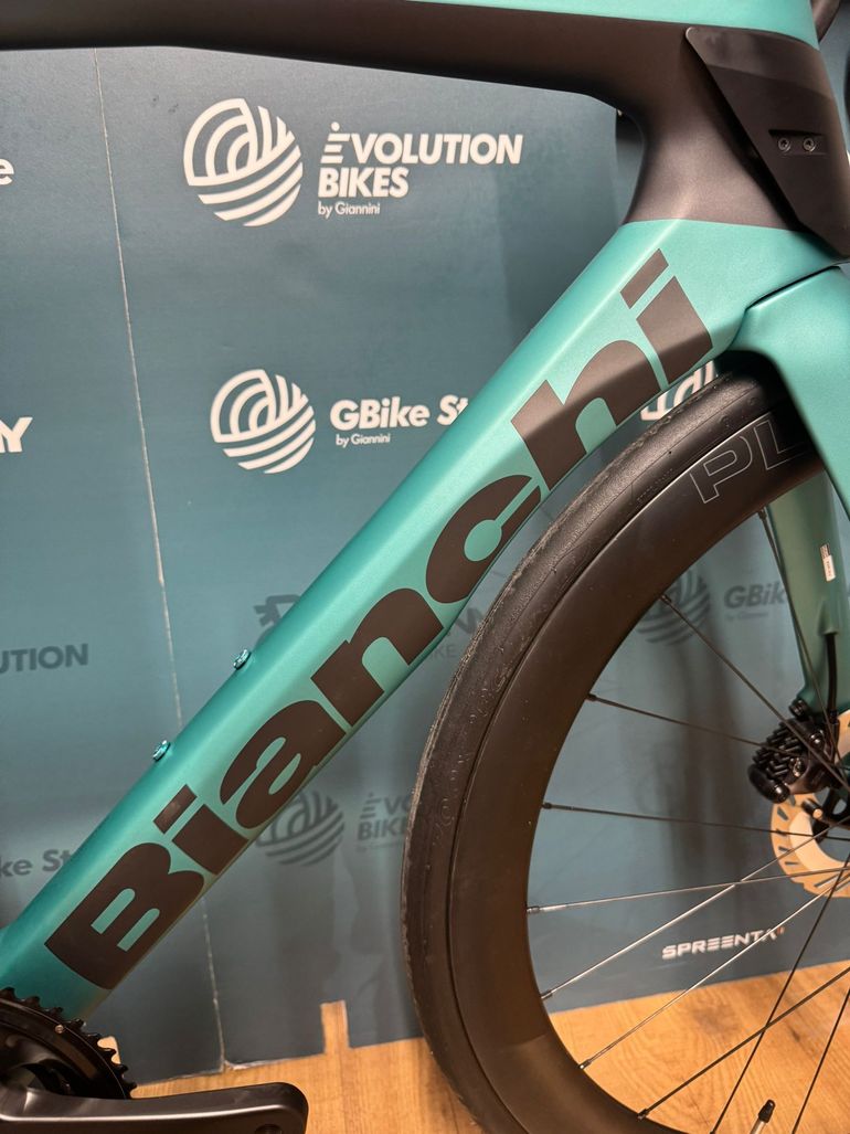 Bianchi Oltre Pro 2025 usata — dettaglio