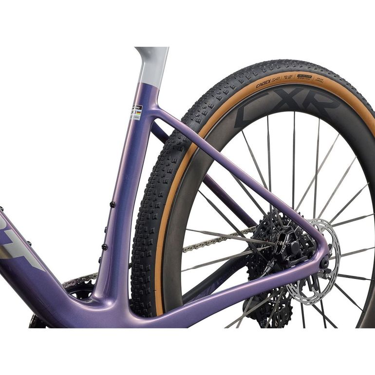 Giant Revolt Advanced Sl 1 2027 — Bici usata