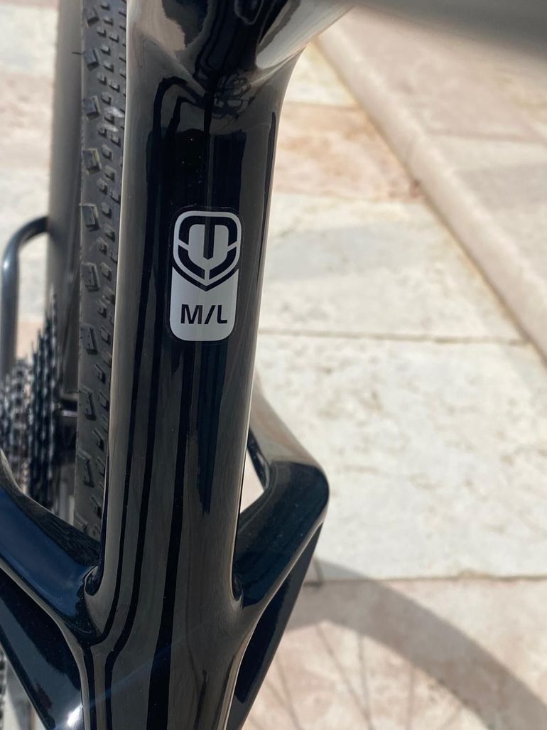 Mondraker Arid Carbon Rr M/L 2026 — Bici usata