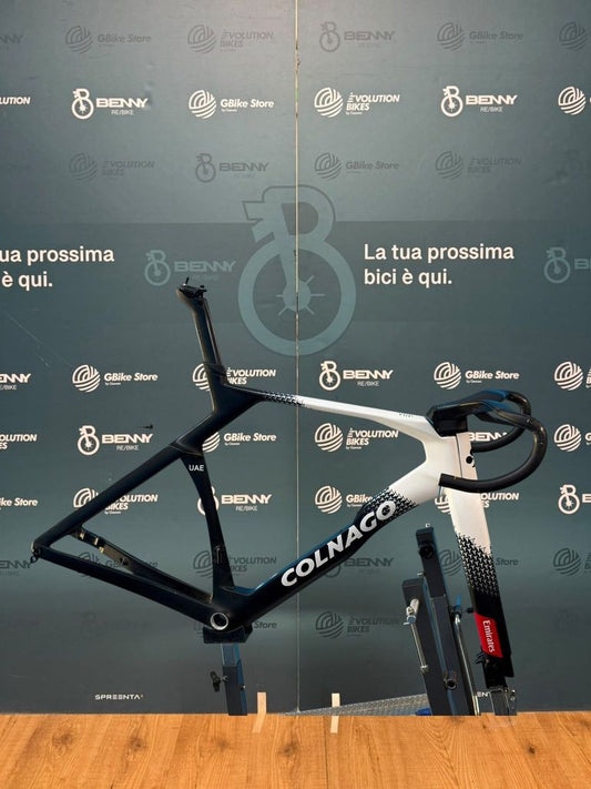 Colnago Y1rs 2026 usata — vista laterale