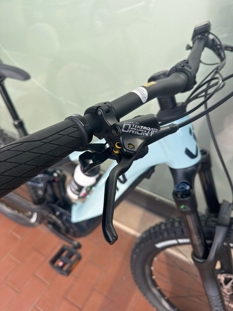 Liv Embolden E+ 1 2024 — Bici usata