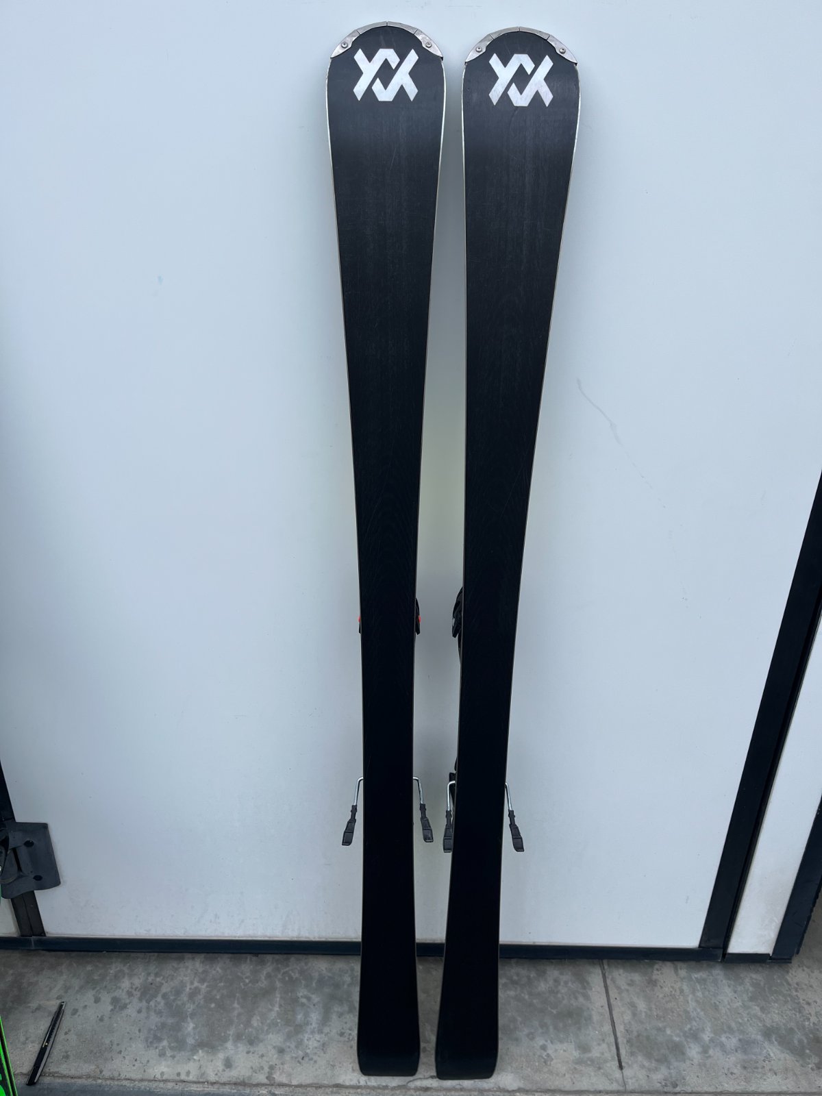 Volkl Racetiger SC Black 2022 usato — dettaglio