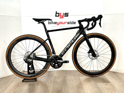 Focus Izalco Max 8.8 2022 usata — vista laterale