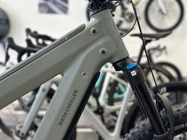 Riese & Müller Superdelite Mountain Touring — gruppo Shimano Deore XT, taglia 47