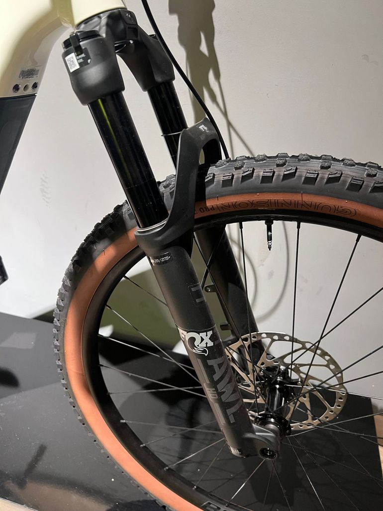 Trek Powerfly Fs+ 6 Gen 4 2025 usata — dettaglio