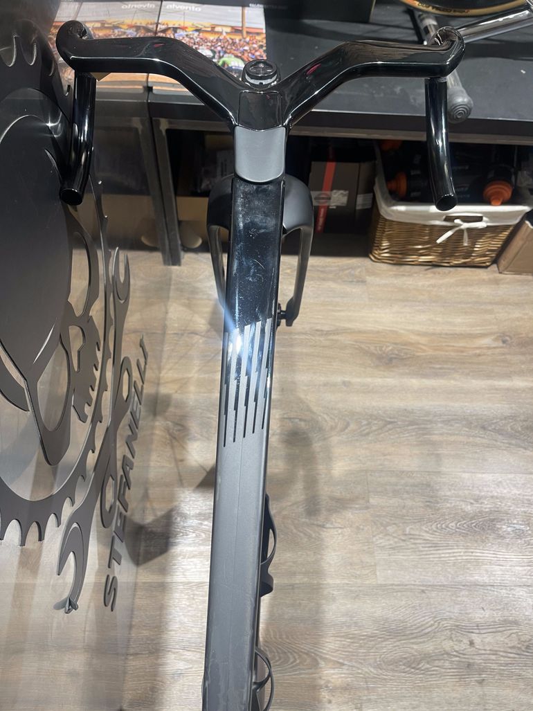 Factor One — telaio in Carbonio, Nuovo